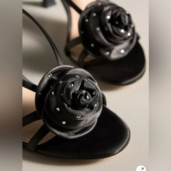 NEW with tags (NWT) Lola Cruz 3D Gem Black Flower Slingback Heels Size 10 - Picture 3 of 6